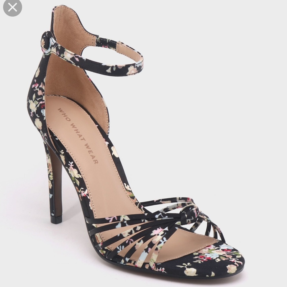 NEW! Who What Wear black floral heels